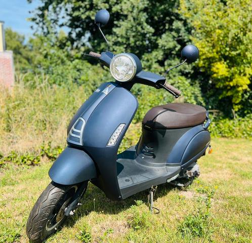Scooter Turbho B klasse perfecte staat amper kilometers!, Fietsen en Brommers, Scooters | Overige merken, Zo goed als nieuw, Ophalen