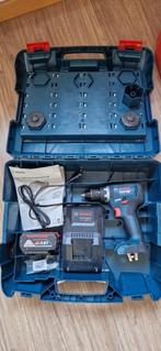 Bosch Accuschroef boormachine 18V + 82 accessoires, Ophalen of Verzenden, Zo goed als nieuw, Boor- en Schroefmachine, Variabele snelheid