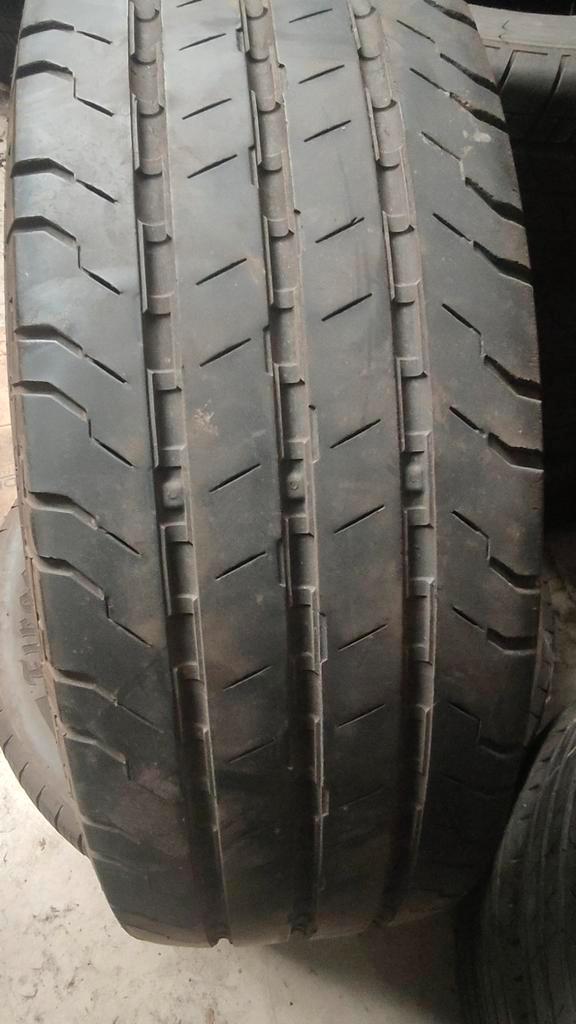 215/65r16c continental 40€ per stuk met plaatsen 21565r16c, Auto-onderdelen, Besturing, Ophalen