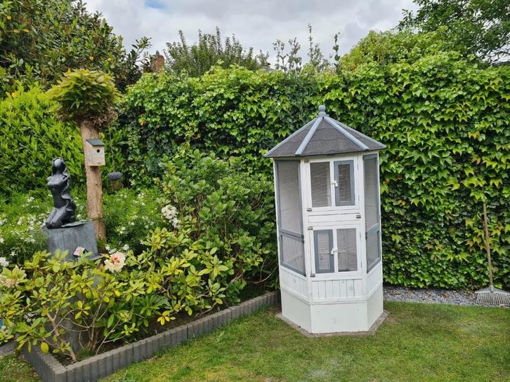 cage à oiseaux, Animaux & Accessoires, Oiseaux | Cages & Volières, Comme neuf, Cage à oiseaux, Bois, Enlèvement