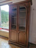 Antieke vitrinekast, Enlèvement