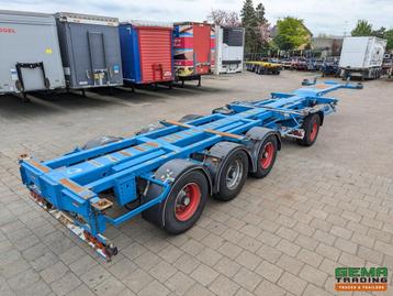 D-TEC CT4S20C3040G/1+2  COMBI chassis - 1 StuurAs - 2 LiftAs beschikbaar voor biedingen