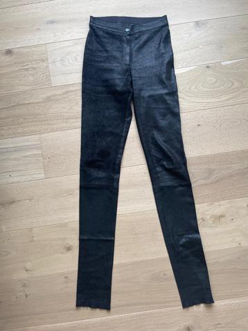Ann Demeulemeester lederen legging beschikbaar voor biedingen