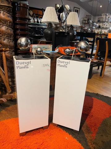 Duevel Planets  beschikbaar voor biedingen