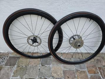 Wielset van Orbea met S-works banden  beschikbaar voor biedingen
