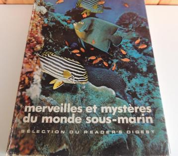 Livre - Merveilles et mystères du monde sous-marin beschikbaar voor biedingen