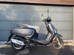 Kymco new like 50, Fietsen en Brommers, Ophalen, Zo goed als nieuw
