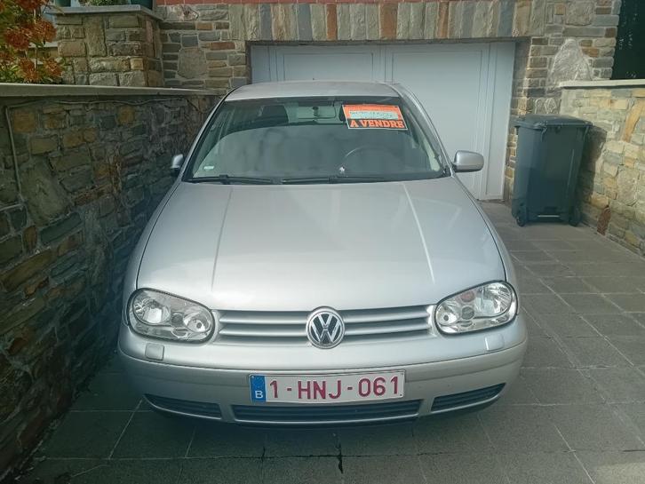 VW Golf 4 pour pièces, Auto's, Volkswagen, Particulier, Golf, Benzine, 5 deurs, Zilver of Grijs, Ophalen