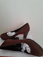 Damesschoenen, Ophalen