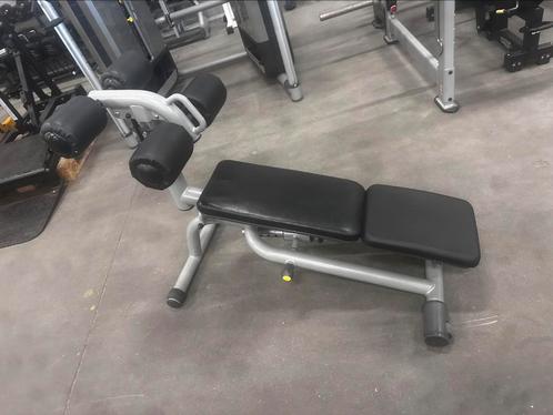 Technogym Ab Crunch Bench, Sport en Fitness, Fitnessmaterialen, Gebruikt, Fitnessbank, Ophalen
