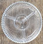 Plat à hors d'oeuvre 3 cpts. verre moulé, Veropa Martinique, Ophalen of Verzenden, Zo goed als nieuw, Kristal, Bord of Schaal