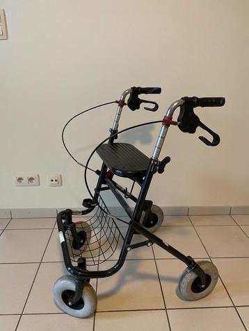 Rollator in goede staat  beschikbaar voor biedingen