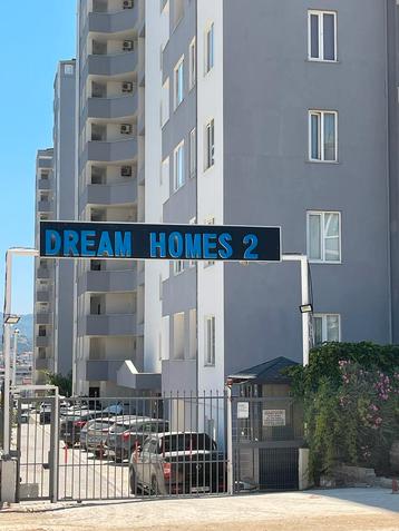 Mooi en grote duplex te koop met 2 grote balkons  beschikbaar voor biedingen