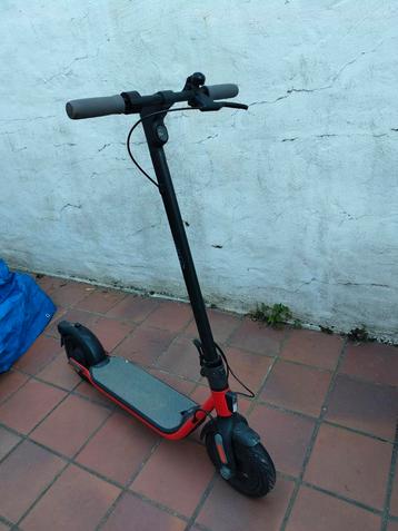 Step, werkt goed, regio Roeselare, Fietsen en Brommers, Ophalen of Verzenden, Zo goed als nieuw, Gewone step, Segway ninebot