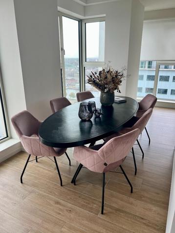 Ovale Eettafel Heringbone merk Bruuts UrbanSofa beschikbaar voor biedingen