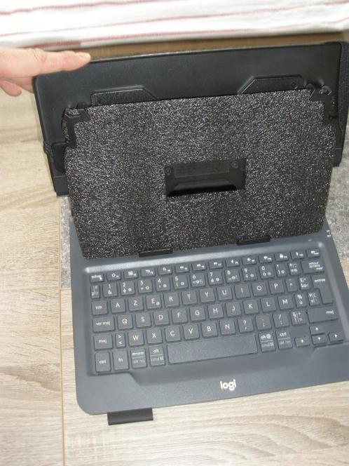 Clavier pour tablette LOGITECH, Computers en Software, Toetsenborden, Nieuw, Azerty, Draadloos, Ergonomisch, Opvouwbaar, Ophalen of Verzenden