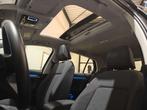 Volkswagen Golf Golf 1.0 eTSI Pano/LED/Harman/Ambi/Ad.Cruise, 118 g/km, Stof, Zwart, Zwart