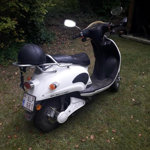 Scooter electrisch e rider, Fietsen en Brommers, Overige Fietsen en Brommers, Gebruikt, Ophalen