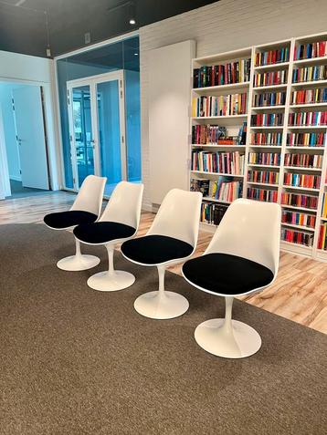 4 Knoll Saarinen Tulip stoelen beschikbaar voor biedingen