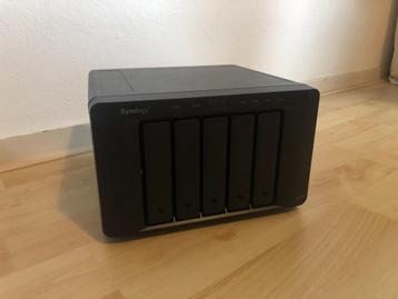 Synology DS1515+ NAS *8gb ram upgrade* + evt. hdd beschikbaar voor biedingen