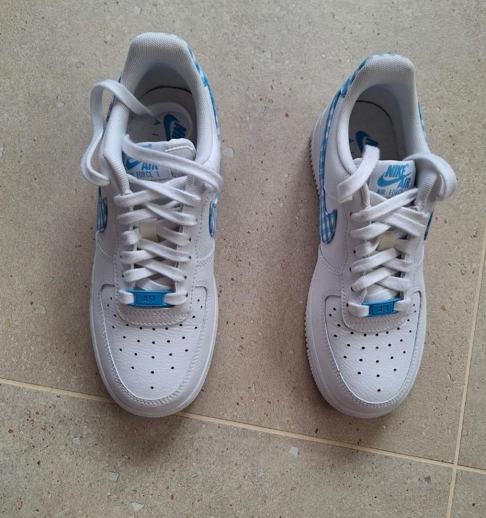 Nike Air Force 1 Schoenen voor meisjes, Kinderen en Baby's, Kinderkleding | Schoenen en Sokken, Ophalen, NIKE, Meisje, Schoenen