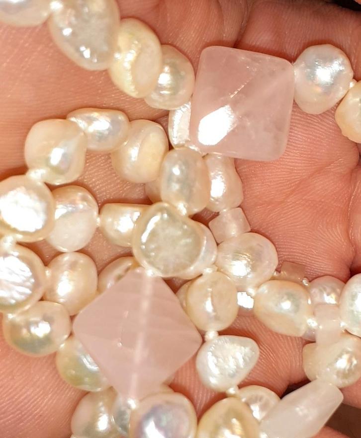 streng 65cm zoetwaterparels en rozenkwarts, Hobby en Vrije tijd, Kralen en Sieraden maken, Nieuw, Kraal, Ophalen of Verzenden