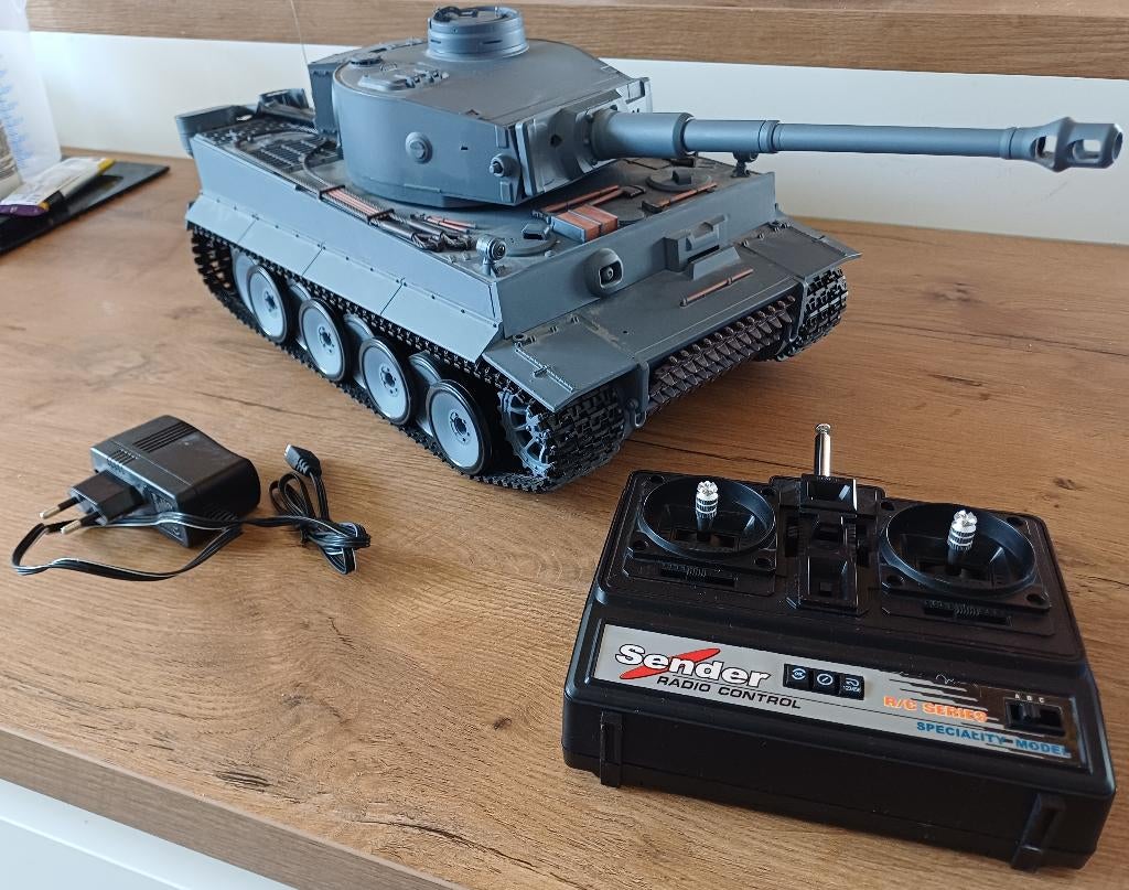 1/16 RC battle Tiger tank, Ophalen, Zo goed als nieuw