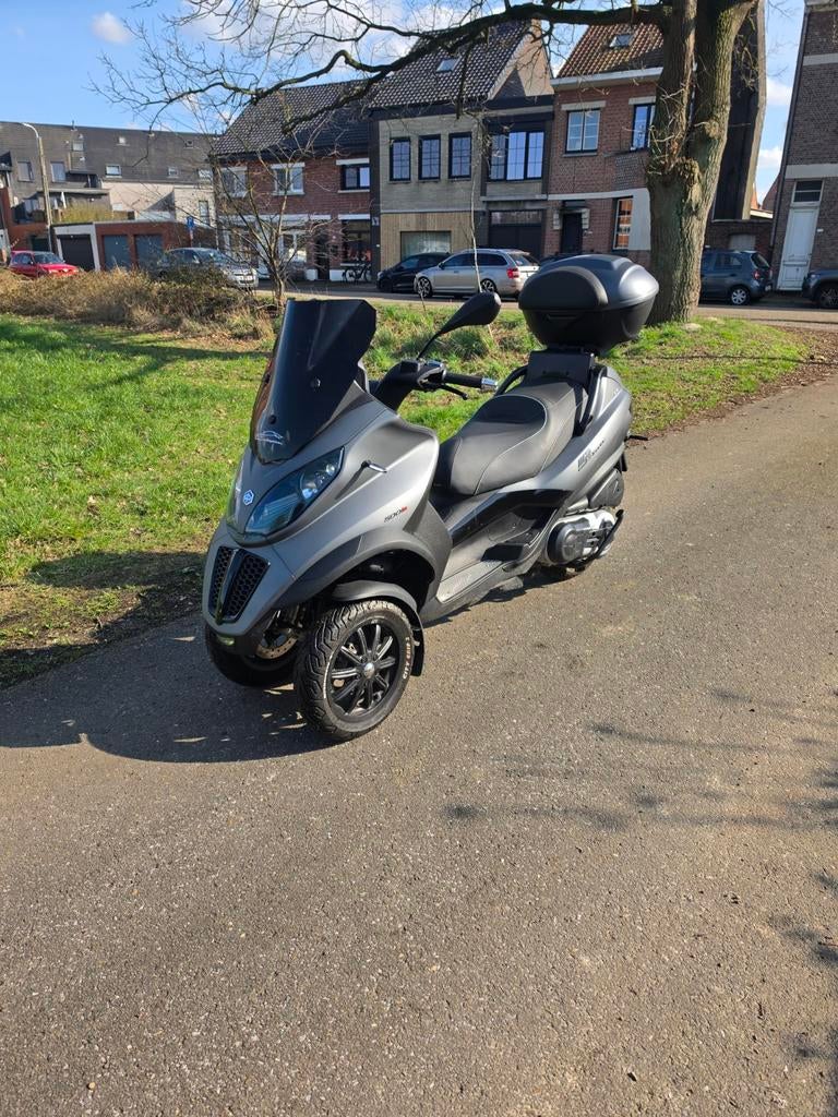 Piaggio mp3 500 touring lt sport, Motos, Motos | Piaggio, Particulier, Scooter, 12 à 35 kW, 1 cylindre, ABS, Éclairage LED, Automatique