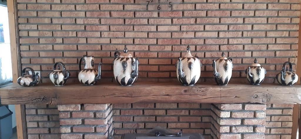 8 cafetière en gré numéroté et signé3couvercles fissurée à v, Antiquités & Art, Antiquités | Céramique & Poterie, Enlèvement