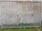 Grilles de  niches pour chien, Enlèvement