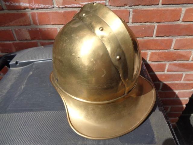 Oude brandweerhelm uit messing , mooi bewaard, Verzamelen, Militaria | Algemeen, Overige soorten, Helm of Baret, Ophalen of Verzenden