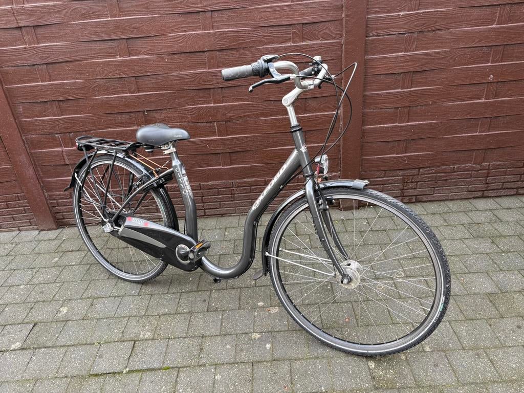 Fiets met lage instap, Ophalen, Zo goed als nieuw