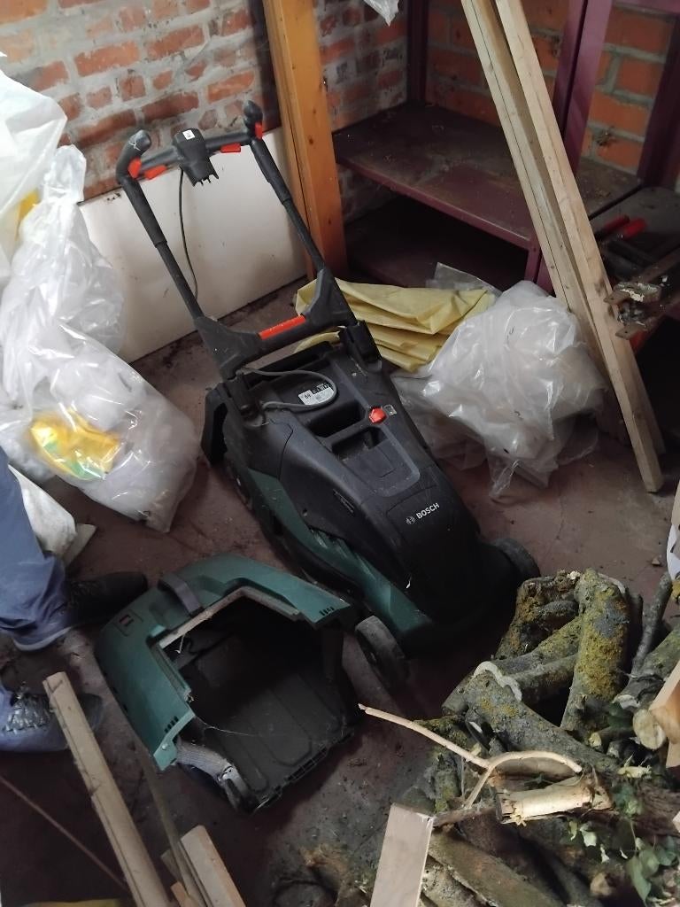 tondeuse électrique Bosch, Jardin & Terrasse, Tondeuses à gazon, Enlèvement