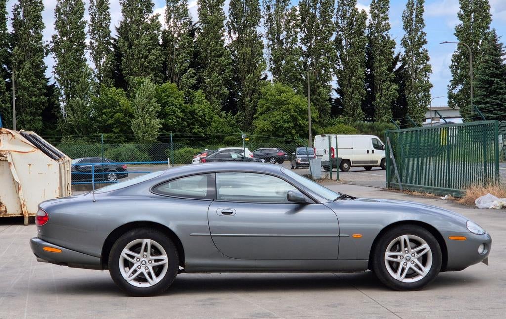Jaguar XK8 4.2benz boite auto V8 full options 240mkm 6999€, Autos, Achat, 219 kW, 4200 cm³, 5 places