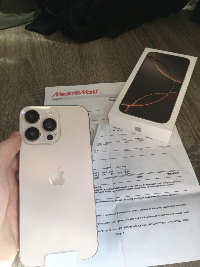 Iphone 16 pro max desert titanium 256gb, Télécoms, Téléphonie mobile | Apple iPhone, Enlèvement, Reconditionné, IPhone 16