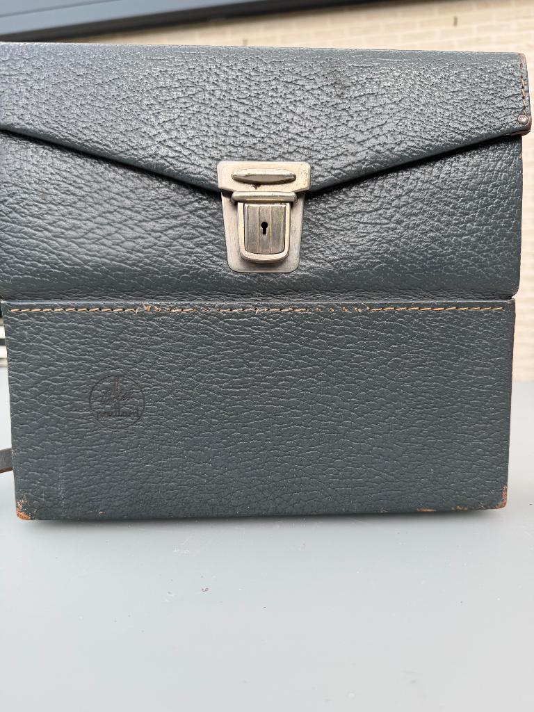 Bolex 7.5 Macrozoom (1969) - Design Camera + Lederen Tas, Verzamelen, Foto-apparatuur en Filmapparatuur, Ophalen, 1960 tot 1980