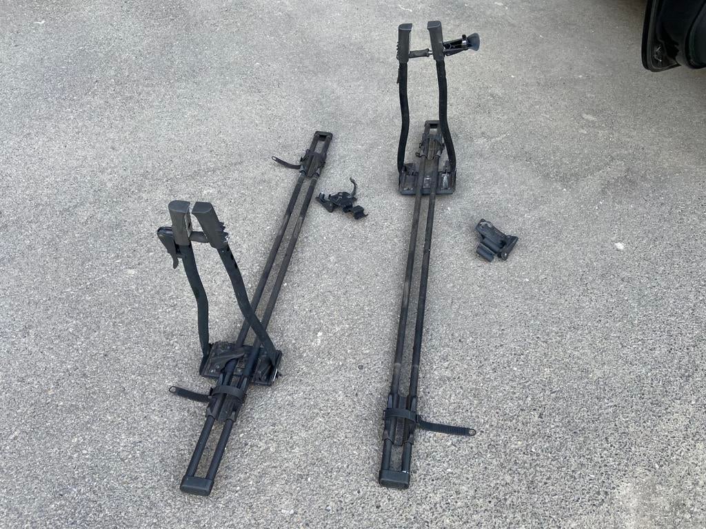 Duex porte velo thule avec cle de sécurité, Enlèvement ou Envoi, Comme neuf