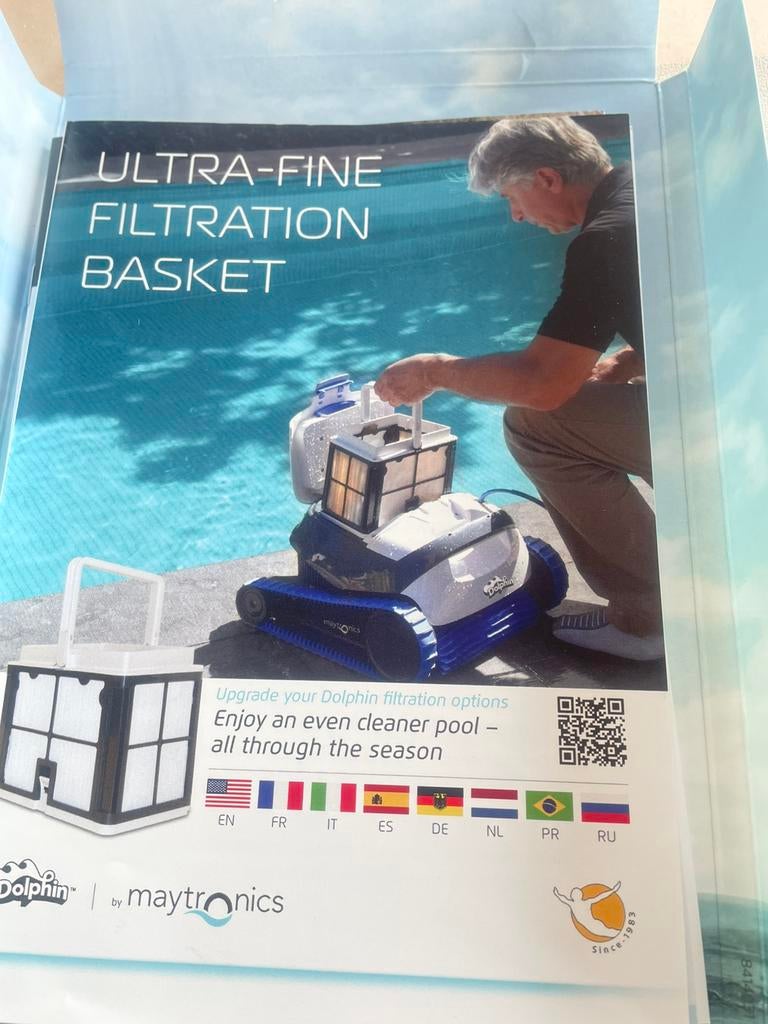 Robot stofzuiger  dolphin E10, Ophalen, Zo goed als nieuw