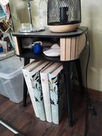 Zwart + hout nachtkastje, Huis en Inrichting, Ophalen