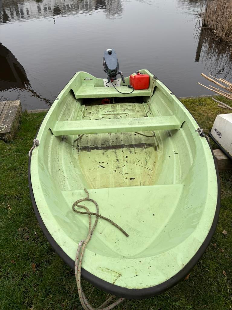Elan T 400, Watersport en Boten, Ophalen, Zo goed als nieuw