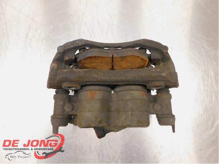 Etrier de frein (pince) avant gauche d'un Mercedes Vito, 3 mois de garantie, Utilisé, -, -