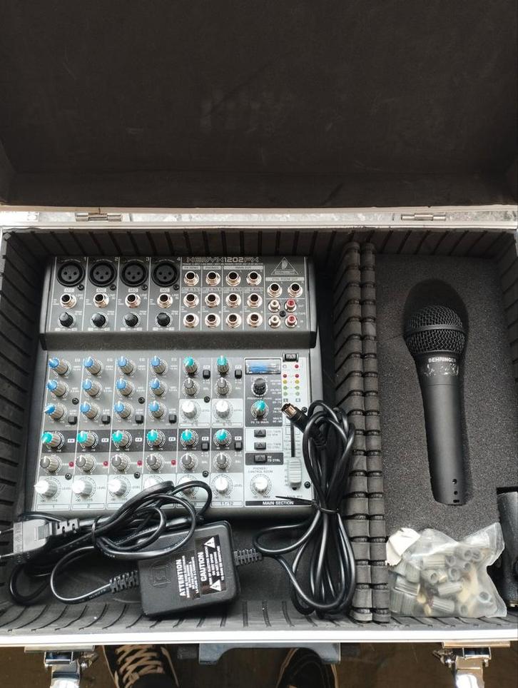 Table mixage XENYX 1202 FX, Musique & Instruments, Tables de mixage, Enlèvement ou Envoi