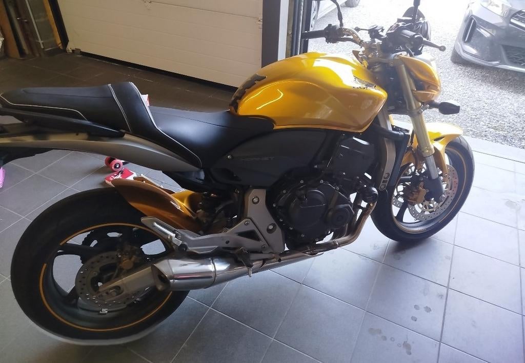 Honda hornet année 2008 13000km a échanger, Motos, Particulier
