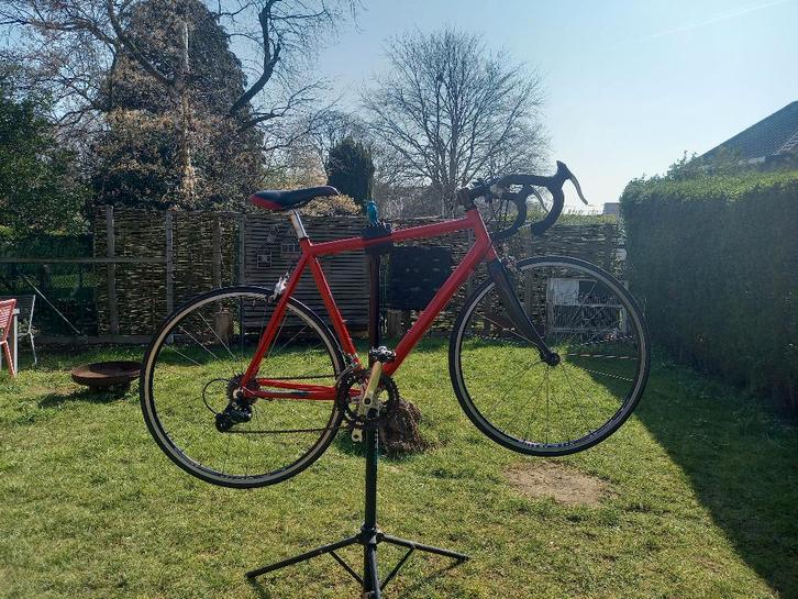 Koersfiets Vittoria jongens-meisjes +/- 10 tot 15 jaar, Vélos & Vélomoteurs, Vélos | Vélos de course, Utilisé, Enlèvement