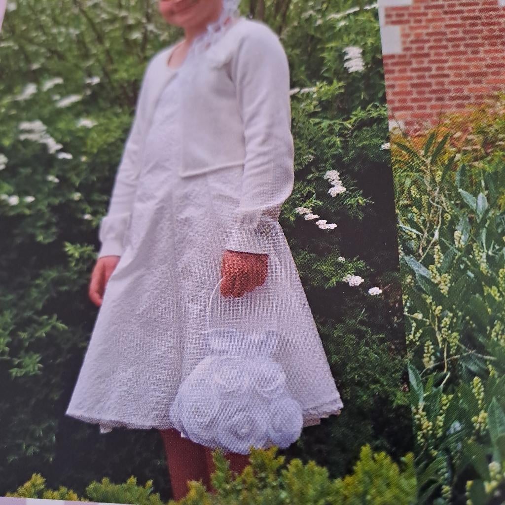 très belle robe de communion avec boléro, taille 140, Enlèvement ou Envoi, Autres types, Comme neuf, Smart & pretty
