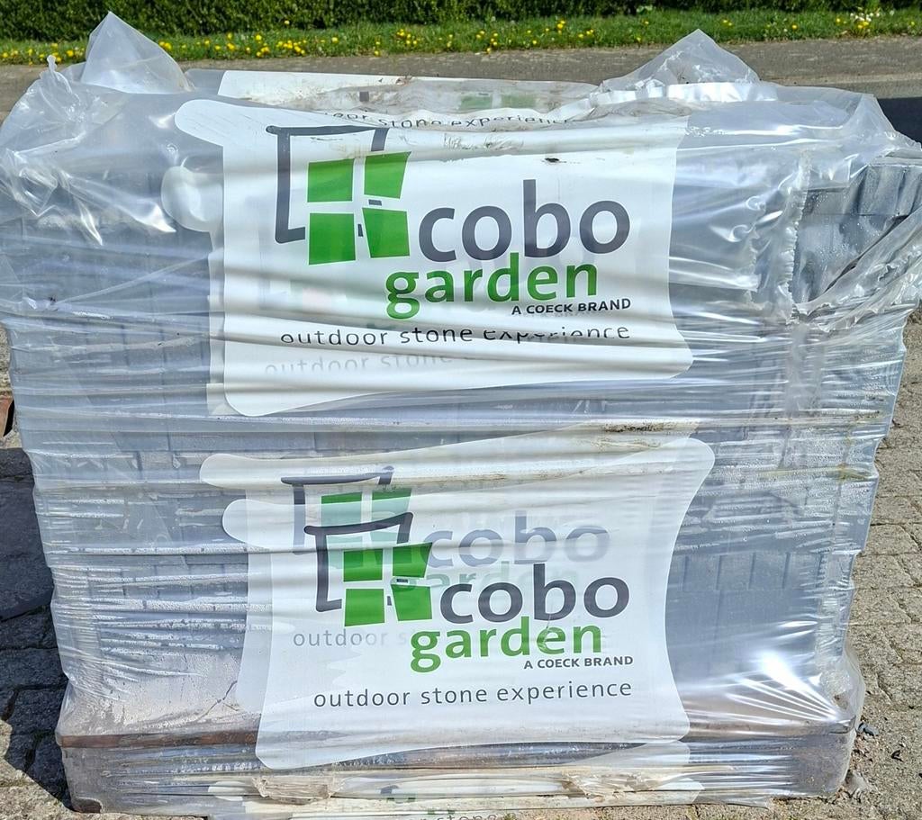 1 palette pavés 20x5x6 Tambourinés in-line pierre bleue