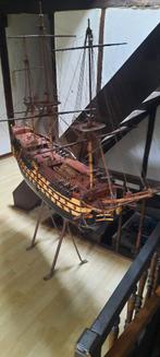 ENORME MAQUETTE LE VICTORY, Enlèvement, Comme neuf