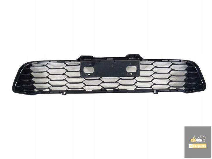 53112YP060, TOYOTA HILUX 8 VIII LIFT CENTRALE VOORREMMEN, Auto-onderdelen, Carrosserie, Bumper, Toyota, Gebruikt