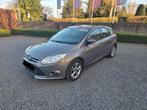 Ford Focus 1.0 EcoBoost – 2014 – volledig onderhoudsboekje, Auto's, Stof, Zwart, Bruin, Bedrijf