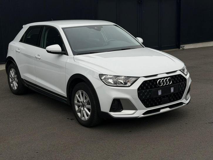Audi A1 Allstreet.2023+, Auto's, Audi, Particulier, A1, Benzine, Euro 6, Automaat, Onderhoudsboekje, Ophalen of Verzenden